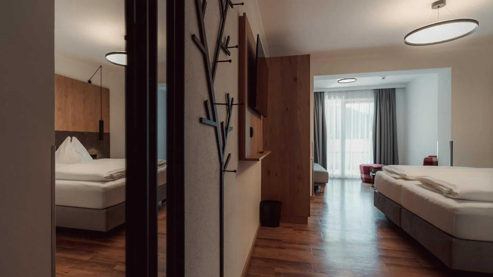 Hotel Tannenberg Saalbach-Hinterglemm 3*,  Austria